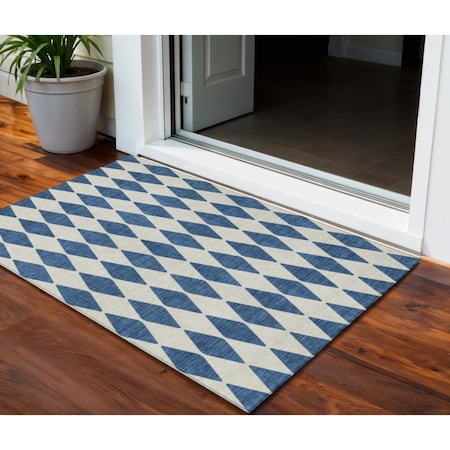 Homeroots 3' X 5' Navy Blue And Ivory Geometric Washable Indoor Outdoor Area Rug 577067