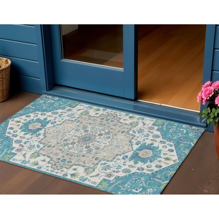 Homeroots 3' X 5' Teal Blue Green And Ivory Oriental Washable Indoor Outdoor Area Rug 596644