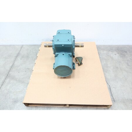 Reliance Controls MASTER XL RIGHT ANGLE GEAR REDUCER 7.87HP 25:1 210WM40B