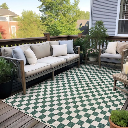 World Rug Gallery Contemporary Checkered Weather Resistant Reversible Indoor/Outdoor Rug 5 ft x 7 ft Green WR114GREEN5X7