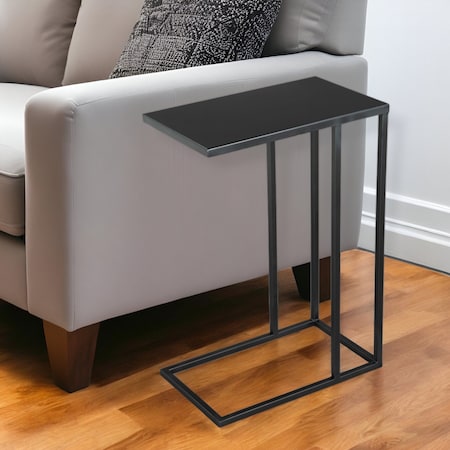 Homeroots 24" Black Iron Abstract End Table 556549