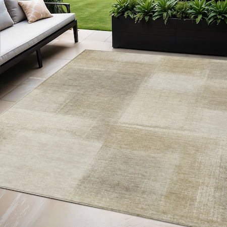 Homeroots 5' X 8' Taupe Geometric Washable Indoor Outdoor Area Rug 608784