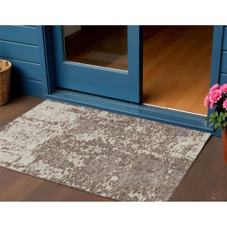 Homeroots 3' X 5' Brown And Ivory Abstract Washable Indoor Outdoor Area Rug 612719