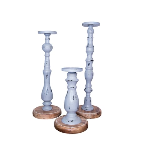 Homeroots Set of Three Gray Distressed Wood Tabletop Pillar Candle Holders, 3PK 636189