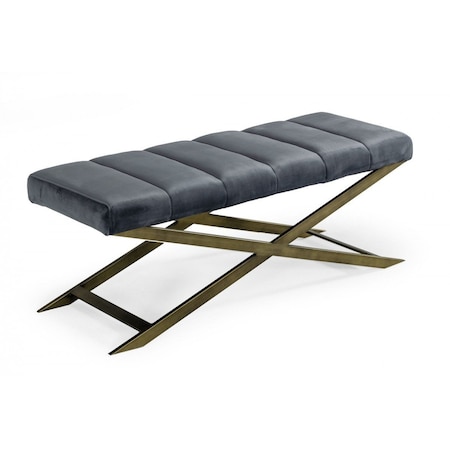 Homeroots 47in Gray And Gold Upholstered Velvet Dining bench 473172