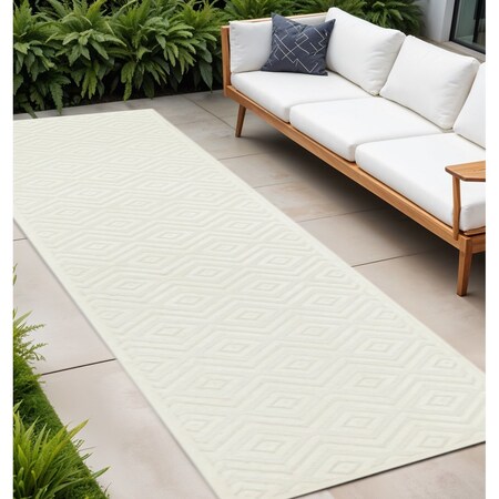 Homeroots 16' White And Ivory Geometric Indoor Outdoor Runner Rug 550821