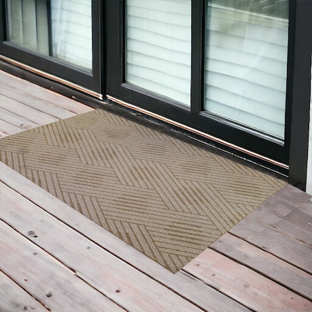 Homeroots 2' X 3' Beige Geometric Stain Resistant Indoor Outdoor Area Rug 531625