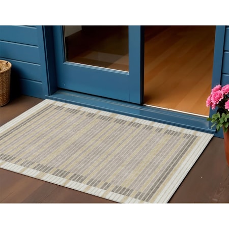 Homeroots 3' X 5' Ivory And Beige Striped Washable Indoor Outdoor Area Rug 610474