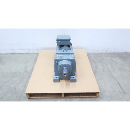 Sew Eurodrive GEARMOTOR 121RPM 15HP 330/575V-AC 3PH R97 DRN160M4/RI