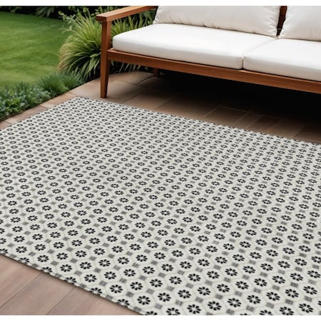Homeroots 10' X 14' Ivory And Black Floral Washable Indoor Outdoor Area Rug 610659