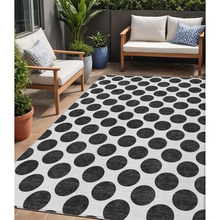 Homeroots 5' X 8' Black And Ivory Polka Dot Washable Indoor Outdoor Area Rug 614870