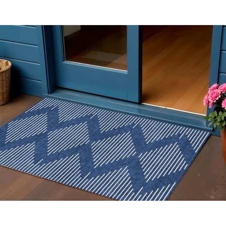 Homeroots 3' X 5' Navy Blue And Ivory Geometric Washable Indoor Outdoor Area Rug 598598