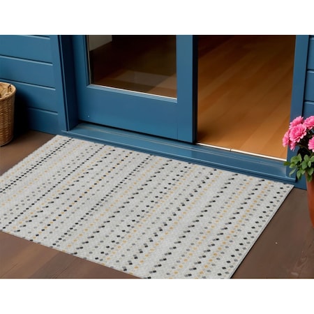 Homeroots 3' X 5' Silver And Gray Striped Washable Indoor Outdoor Area Rug 610564