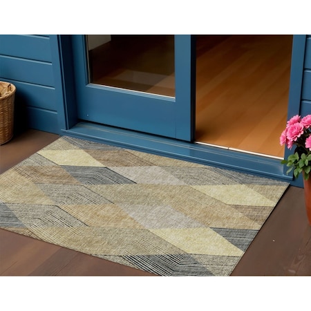 Homeroots 3' X 5' Brown Gold And Taupe Argyle Washable Indoor Outdoor Area Rug 613705