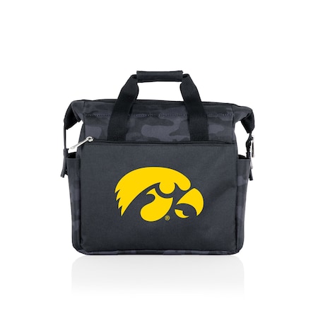 Picnic Time Family Of Brands NCAA Iowa Hawkeyes On The Go Lunch Bag Cooler - Soft Cooler Lunch Box, Black Camo 510-00-182-224-0