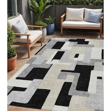 Homeroots 5' X 8' Black Ivory And Beige Geometric Washable Indoor Outdoor Area Rug 613194