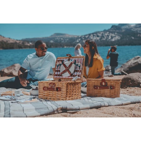 Picnic Time Family Of Brands Catalina Picnic Basket, Red & White Plaid Pattern 140-10-114-000-0