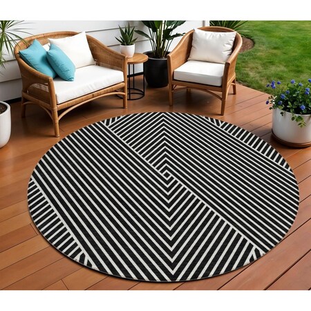 Homeroots 8' Black And Ivory Round Geometric Washable Indoor Outdoor Area Rug 612108