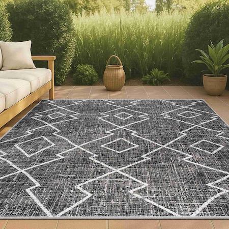 Jonathan Y Carwa Tribal Diamond Trellis Black/Ivory 5 ft. x 8 ft. Indoor/Outdoor Area Rug SMB128E-5