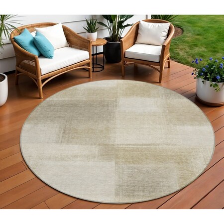 Homeroots 8' Taupe Round Geometric Washable Indoor Outdoor Area Rug 608785
