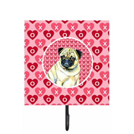 Micasa 4.25 x 7 in. Pug Valentines Love and Hearts Leash Or Key Holder MI628462