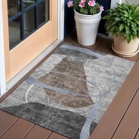 Homeroots 3' X 5' Chocolate Gray And Charcoal Abstract Washable Indoor Outdoor Area Rug 587578