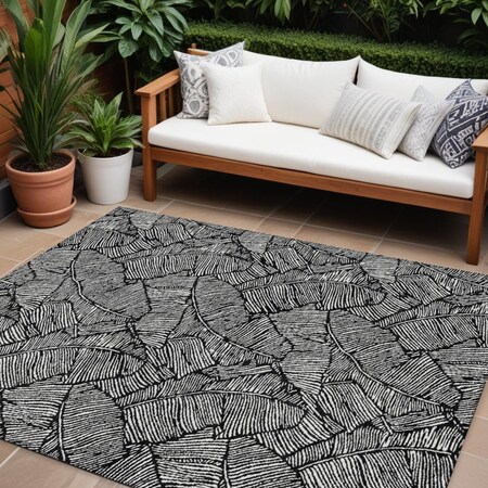 Homeroots 9' X 12' Black And Ivory Floral Washable Indoor Outdoor Area Rug 594609