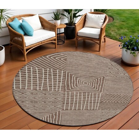 Homeroots 8' Brown And Ivory Round Geometric Washable Indoor Outdoor Area Rug 600728