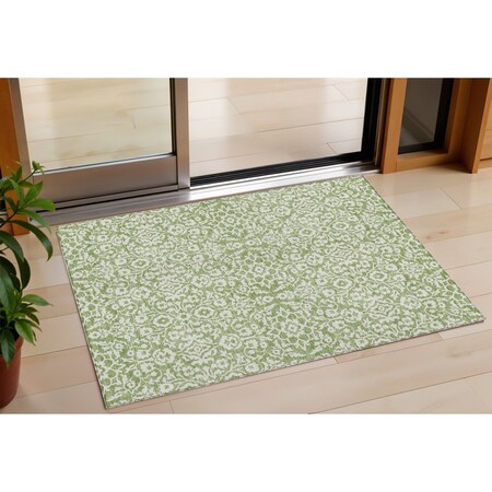 Homeroots 3' X 5' Green And Ivory Damask Washable Indoor Outdoor Area Rug 595139