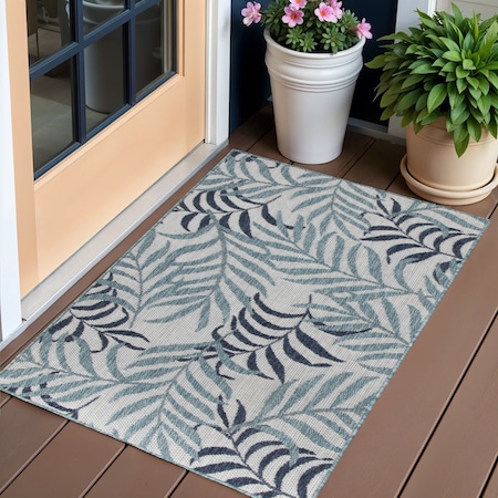 Homeroots 3' X 5' Blue Ivory And Navy Blue Palm Leaf Indoor Outdoor Area Rug 554903