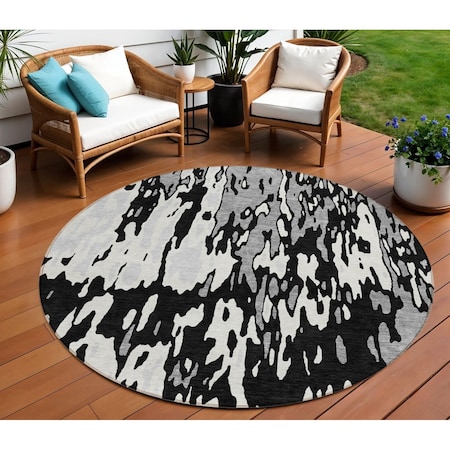 Homeroots 8' Black And Ivory Round Abstract Washable Indoor Outdoor Area Rug 613328