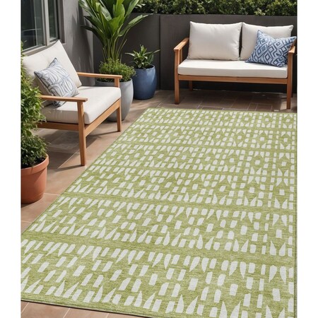 Homeroots 5' X 8' Sage And Ivory Geometric Washable Indoor Outdoor Area Rug 613748