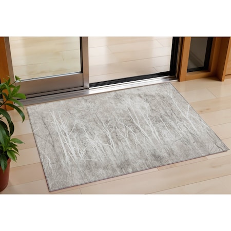 Homeroots 3' X 5' Silver And Gray Floral Washable Indoor Outdoor Area Rug 631023