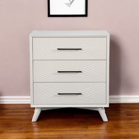 Homeroots 34" White Carved Geometric Solid Wood Three Drawer Dresser 524115