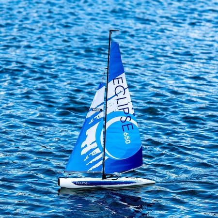 Plastiflex Co Rage RC  Eclipse 650 RTR Sailboat RGRB1302