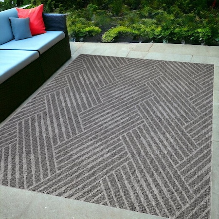 Homeroots 6' X 9' Gray and Blue Geometric Stain Resistant Indoor Outdoor Area Rug 531617