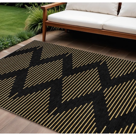 Homeroots 9' X 12' Black And Beige Geometric Washable Indoor Outdoor Area Rug 598726