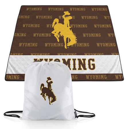 Picnic Time Family Of Brands NCAA Wyoming Cowboys Impresa Picnic Blanket - Lightweight Beach Blanket - Machine Washable 819-01-999-696-0