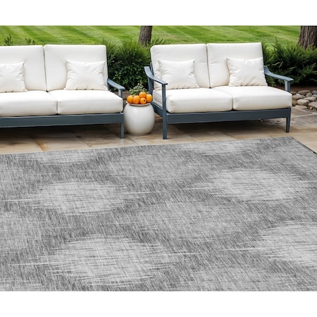 Homeroots 8' X 10' Gray Silver And Charcoal Ikat Washable Indoor Outdoor Area Rug 589155