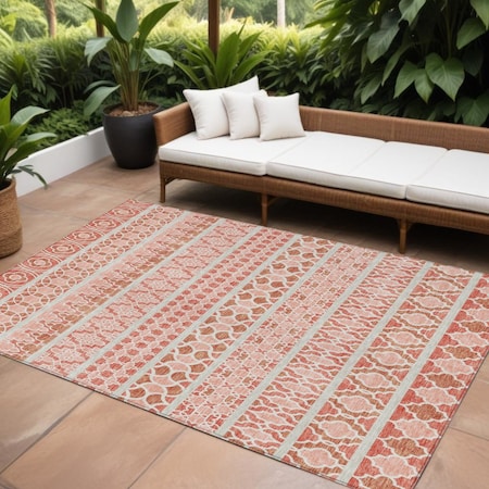 Homeroots 8' X 10' Salmon Beige And Copper Quatrefoil Washable Indoor Outdoor Area Rug 583249