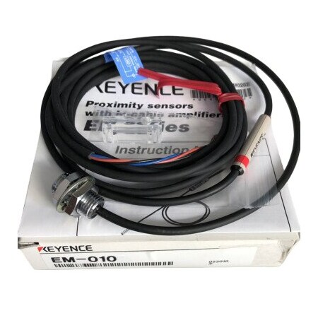 Keyence Inductive Proximity Sensor, Main Unit, Shielded Type, M10, NPN EM-010