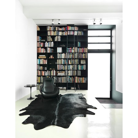 Natural 6 x 7 ft. Geneva Cowhide Rug - Black 676685001139