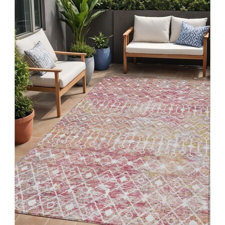 Homeroots 5' X 8' Pink And Ivory Argyle Washable Indoor Outdoor Area Rug 615819