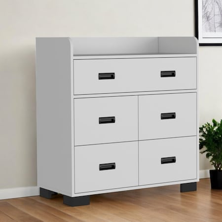 Homeroots 33" White Five Drawer Dresser 534940