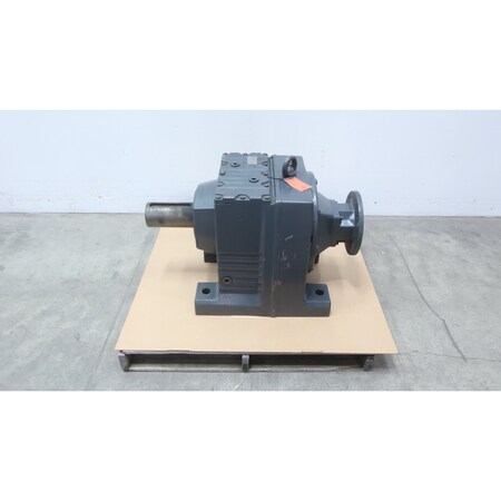 Sew Eurodrive INLINE GEAR DRIVE SPEED REDUCER 83.47:1 R147AM284