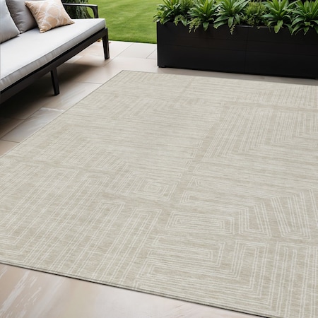 Homeroots 5' X 8' Beige And Ivory Geometric Washable Indoor Outdoor Area Rug 600793