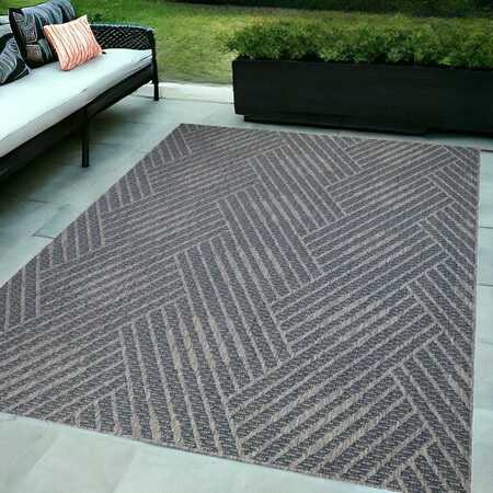 Homeroots 6' X 9' Gray and Blue Geometric Stain Resistant Indoor Outdoor Area Rug 531610