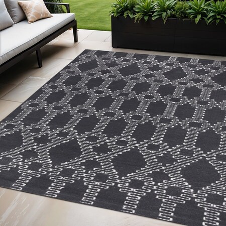 Homeroots 5' X 8' Gray Geometric Handmade Indoor Outdoor Area Rug 557184