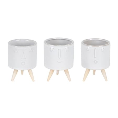 Homeroots Set of Three White Porcelain 1 Ounce Round Funny Face Pot Planters With Stands, 3PK 517974