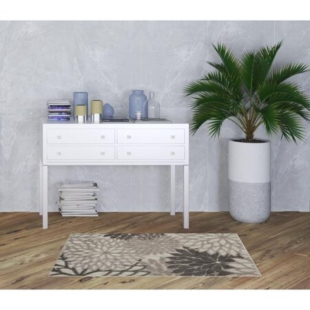 Homeroots 3' X 5' Gray Floral Stain Resistant Non Skid Indoor Outdoor Area Rug 521641